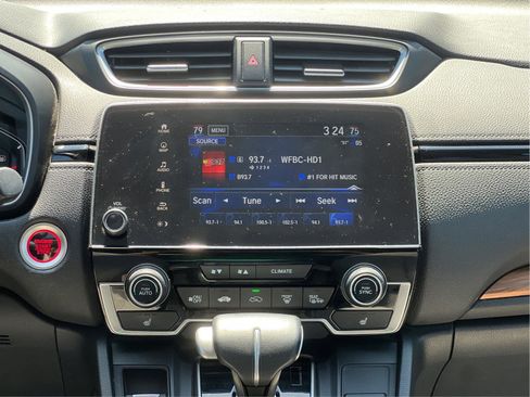 Used 2018 Honda CR-V Touring image 12