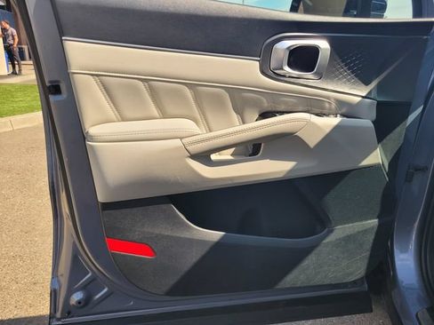 Used 2021 Kia Sorento SX FWD image 16