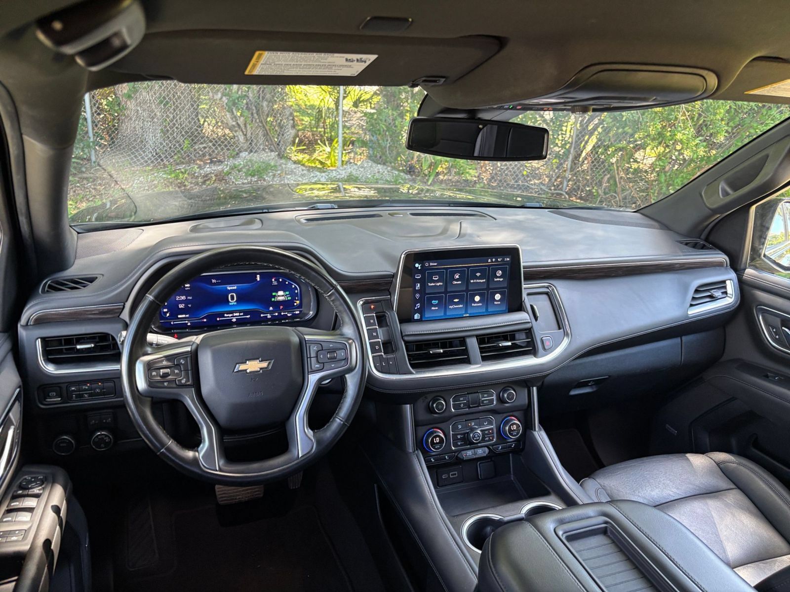 Used 2024 Chevrolet Tahoe LT w/ Luxury Package RWD image 37