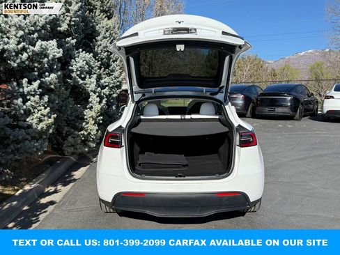 Used 2023 Tesla Model Y Long Range image 33
