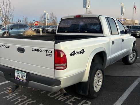 Used 2004 Dodge Dakota SLT w/ Deluxe Convenience Group image 4