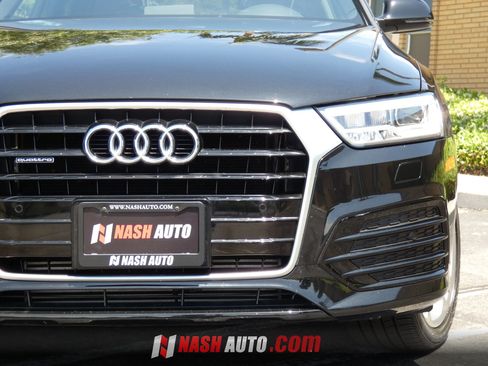 Used 2018 Audi Q3 2.0T Premium Plus w/ Premium Plus Package AWD/4WD image 19