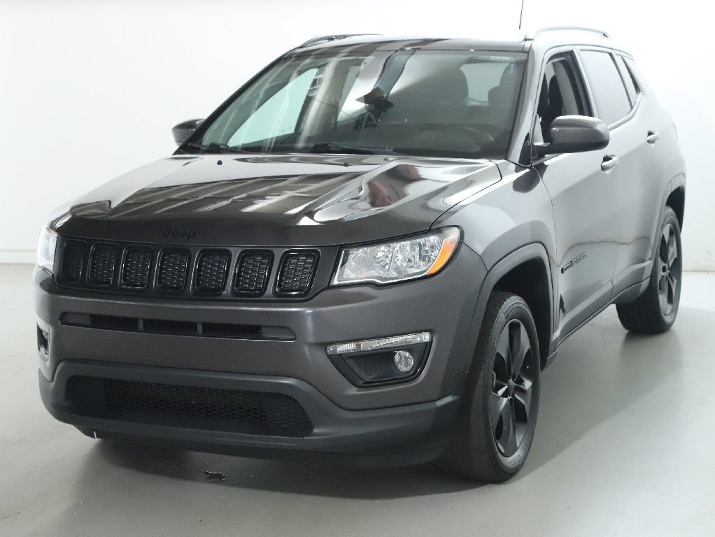 Used 2019 Jeep Compass Latitude AWD/4WD image 3