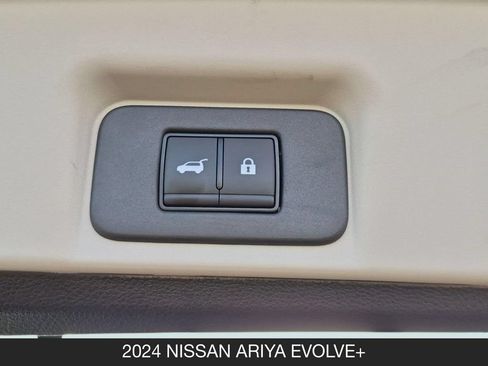 Certified 2024 Nissan Ariya FWD image 26