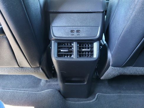 Used 2025 Chevrolet Equinox LT w/ Convenience Package II AWD/4WD image 17
