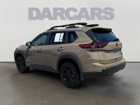 Used 2026 Nissan Rogue SV AWD/4WD image 5