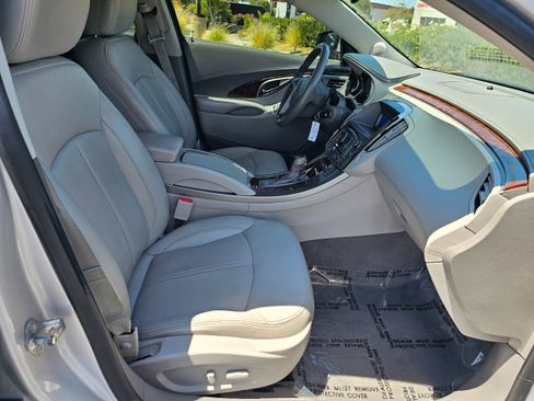 Used 2012 Buick LaCrosse Premium w/ Entertainment Package FWD image 28