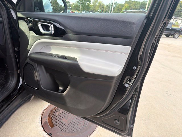 Used 2023 Jeep Compass Limited w/ Elite Group AWD/4WD image 57