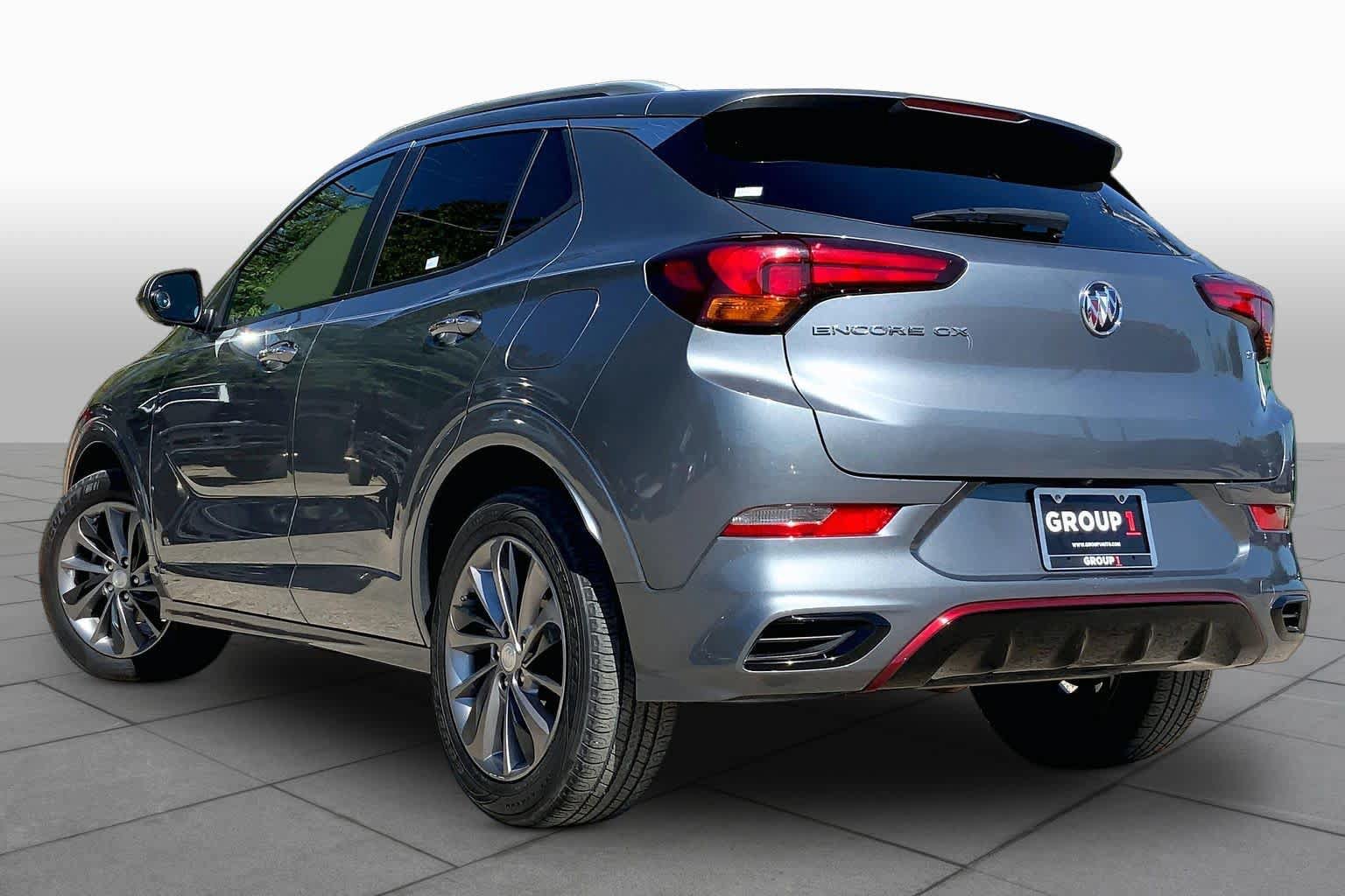 Used 2022 Buick Encore GX Select w/ Sport Touring Package FWD image 12
