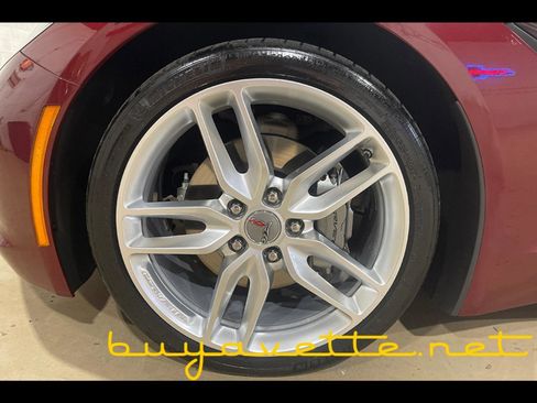 Used 2018 Chevrolet Corvette Stingray Coupe w/ 1LT image 8