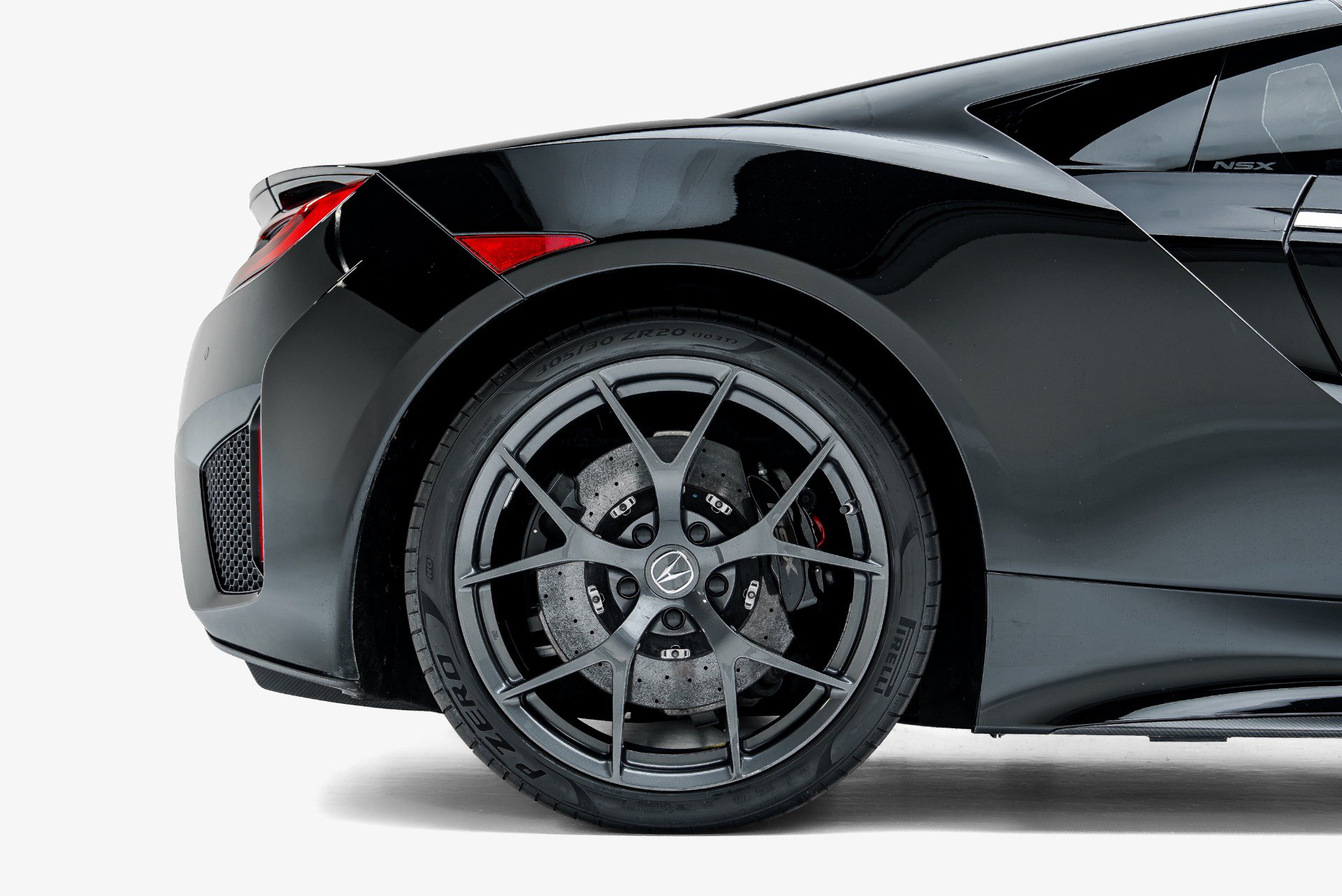 Used 2017 Acura NSX AWD/4WD image 15