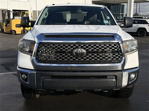 Used 2019 Toyota Tundra SR5 w/ SR5 Upgrade Package image 15