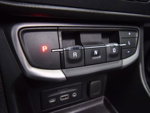 Used 2022 GMC Terrain AT4 w/ Infotainment Package II image 27