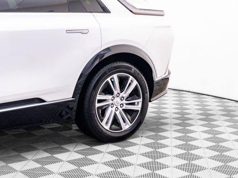 Certified 2024 Cadillac Lyriq Tech RWD image 36