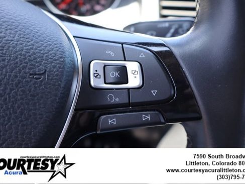 Used 2018 Volkswagen Atlas SEL AWD/4WD image 12