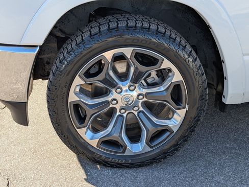 Used 2019 RAM 1500 Limited image 10