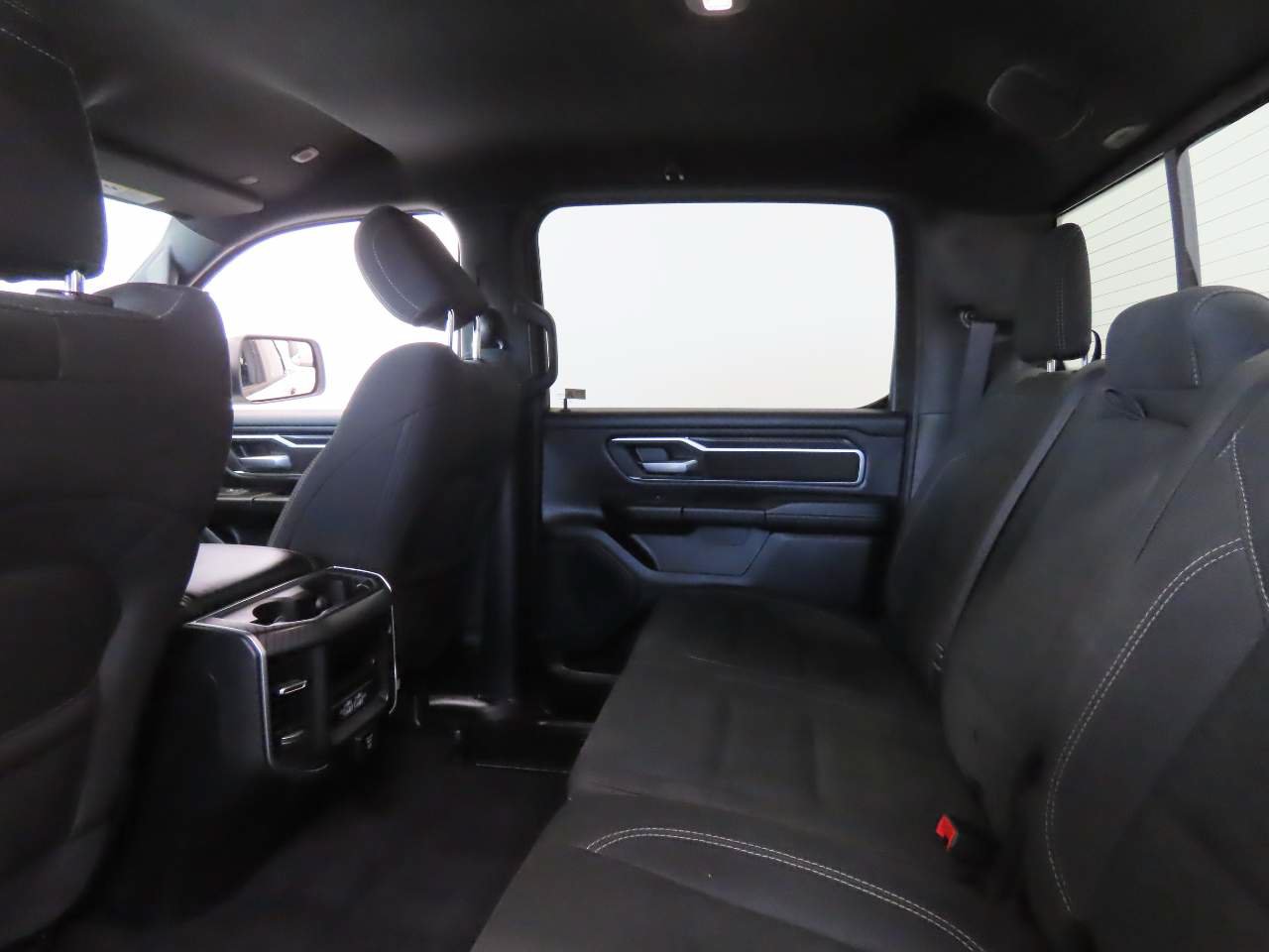 Used 2025 RAM 1500 Big Horn AWD/4WD image 18