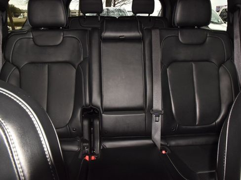 Used 2022 Jeep Grand Cherokee L Overland image 21