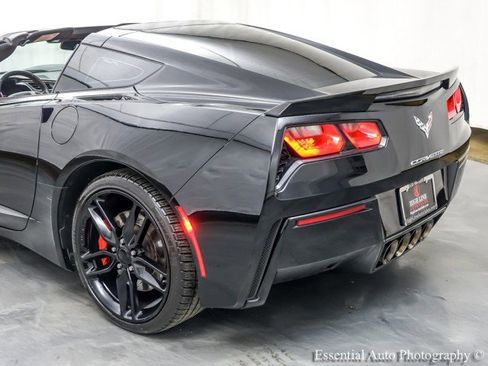 Used 2016 Chevrolet Corvette Stingray Coupe w/ 2LT Preferred Equipment Group RWD image 9