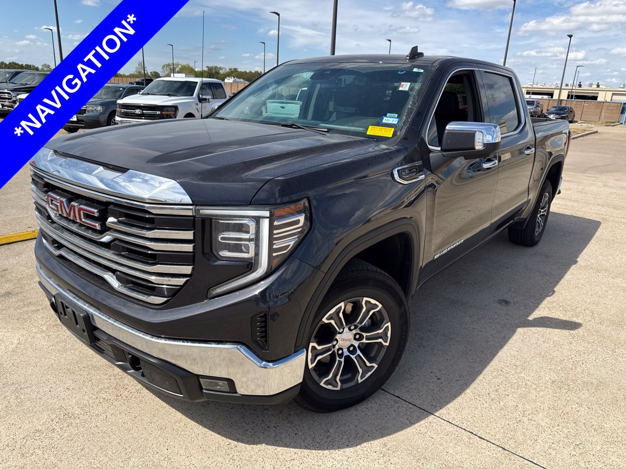 Used 2026 GMC Sierra 1500 SLT RWD image 1