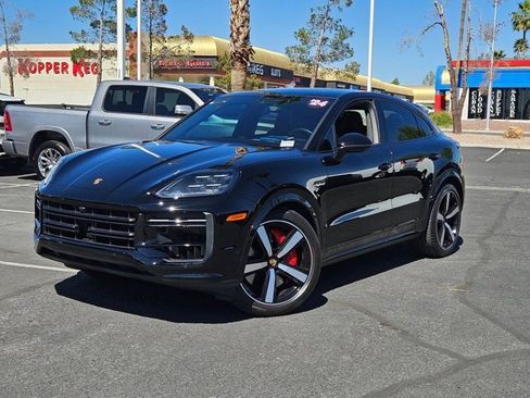 Used 2024 Porsche Cayenne Turbo image 1