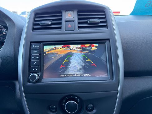 Used 2019 Nissan Versa SV image 21