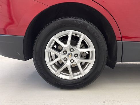 Used 2024 Chevrolet Equinox LT w/ LPO, Floor Liner Package FWD image 10