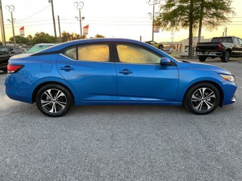 Used 2023 Nissan Sentra SV image 8