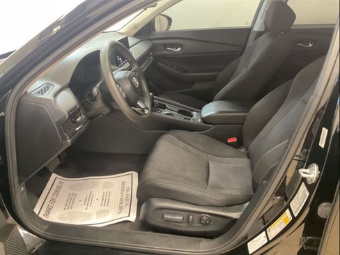 Used 2024 Honda Accord EX image 6
