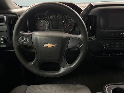 Used 2017 Chevrolet Silverado 1500 Custom w/ Custom Convenience Package RWD image 10