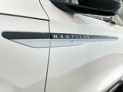 New 2026 Lincoln Nautilus Premier w/ Equipment Group 102A AWD/4WD image 13