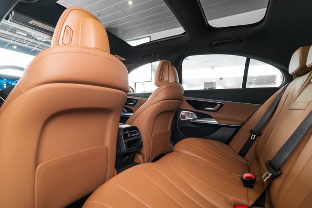 New 2026 Mercedes-Benz E 350 4MATIC Sedan image 13