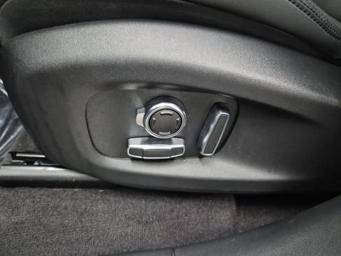 Used 2024 Jaguar F-PACE R-Dynamic S image 23