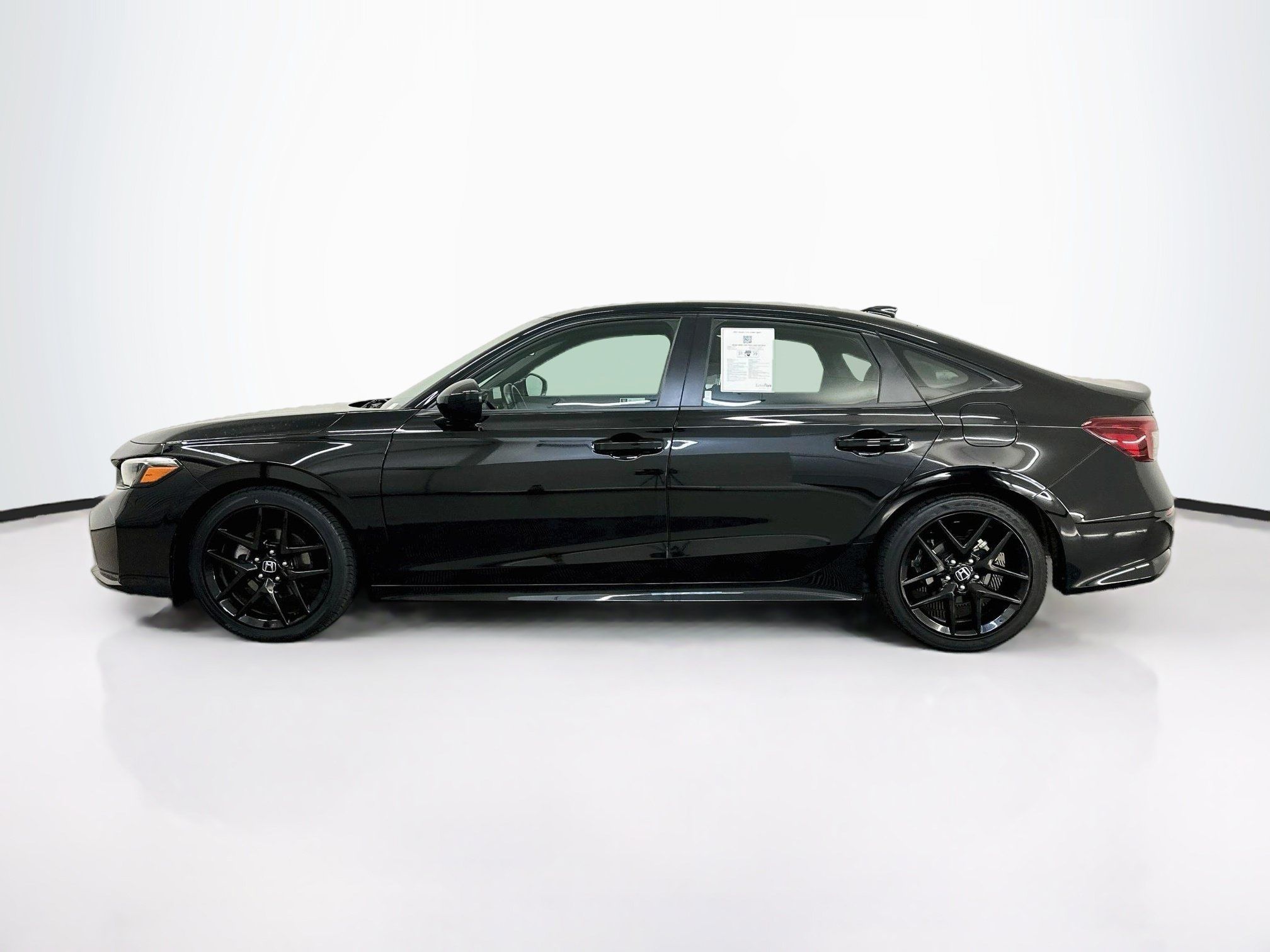Used 2025 Honda Civic Sport image 4