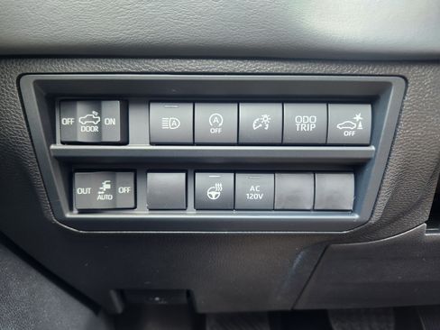 New 2026 Toyota Tundra Platinum AWD/4WD image 12