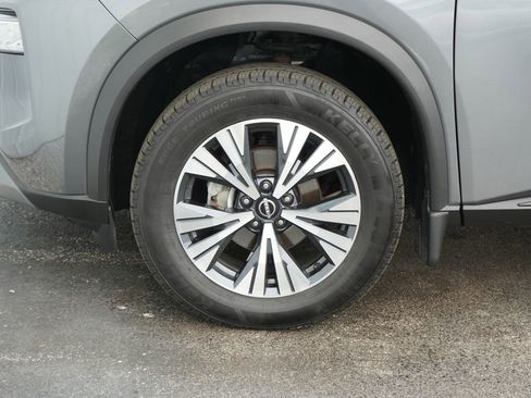 Used 2023 Nissan Rogue SV w/ SV Premium B Package AWD/4WD image 6