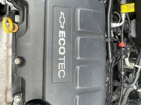 Used 2013 Chevrolet Cruze LT FWD image 12