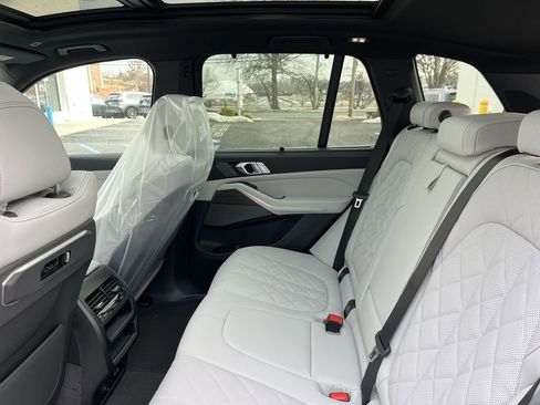 New 2026 BMW X5 xDrive50e w/ Executive Package image 23