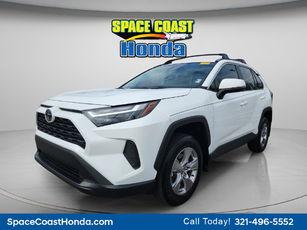 Used 2024 Toyota RAV4 XLE FWD image 10