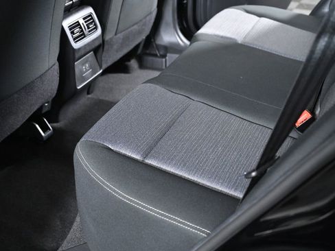 Certified 2023 Nissan Rogue SV image 27