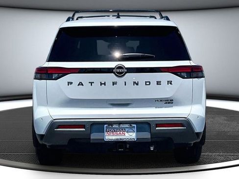 New 2026 Nissan Pathfinder Platinum AWD/4WD image 4