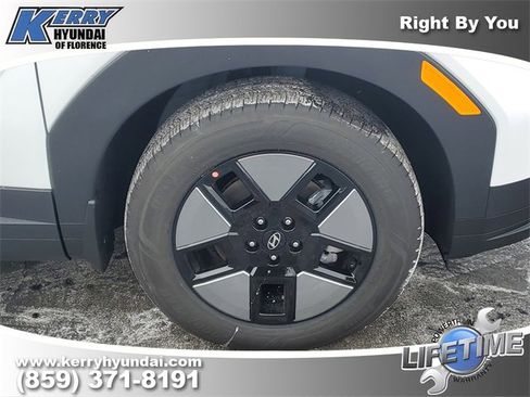 New 2026 Hyundai Santa Fe SE image 6