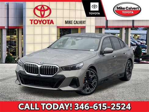 Used 2024 BMW i5 eDrive40i w/ M Sport Package image 1