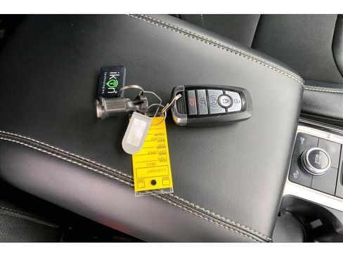 Used 2022 Ford Explorer ST image 14