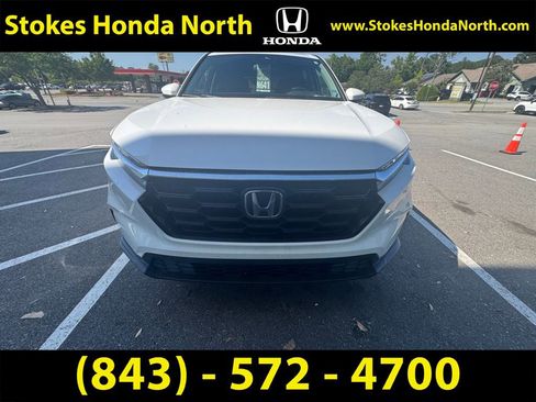 Used 2023 Honda CR-V EX image 2