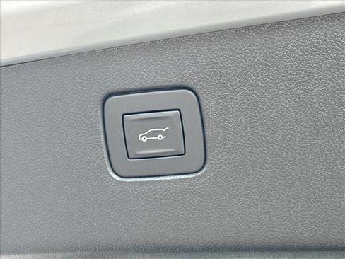 New 2026 Buick Envista Sport Touring w/ Convenience I Package FWD image 12
