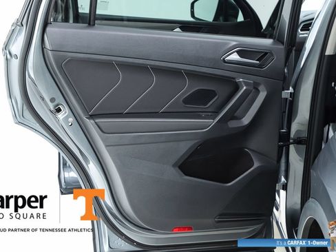 Used 2023 Volkswagen Tiguan SE w/ Panoramic Sunroof Package FWD image 55