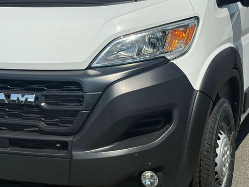 Used 2024 RAM ProMaster 2500 w/ Convenience Group FWD image 10