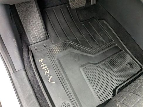 Certified 2024 Honda HR-V LX image 26