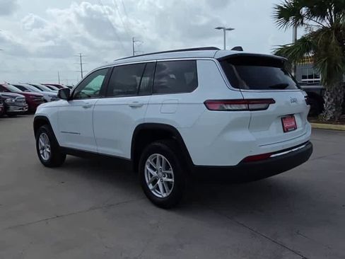 New 2026 Jeep Grand Cherokee L 2WD image 6